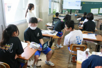 R8_6_3_2の1社会（宝本研究授業） (11)
