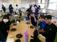 R8_6_4_2の2調理実習 (3)