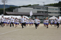 R8_9_19_体育祭_白団応援 (3)